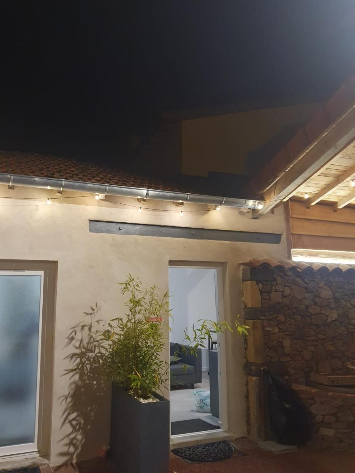 Le Boheme, Sauna & Spa Riorges Exterior foto
